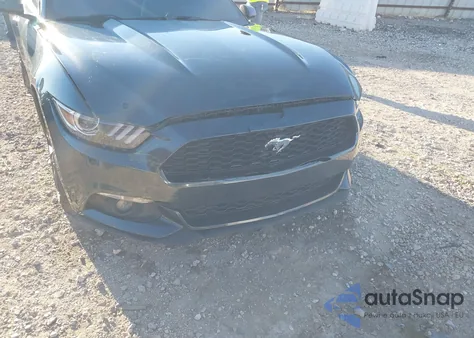 2016 Ford Mustang Ecoboost z USA, uszkodzony, nr VIN 1FA6P8TH3G5300253